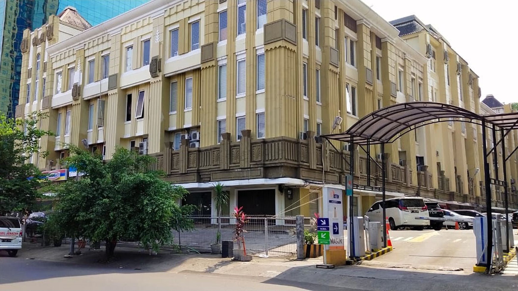 Dijual 3 Ruko Gandeng Office Park Boutique Kemayoran Jakarta Pusat