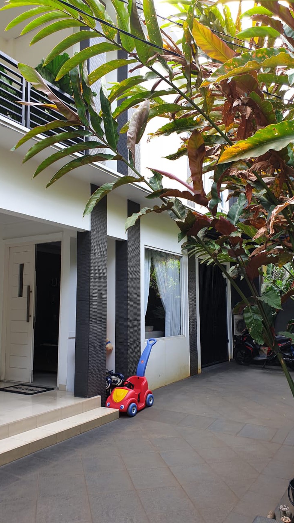 Rumah siap huni ,lokasi oke,bagus di Bintaro 6