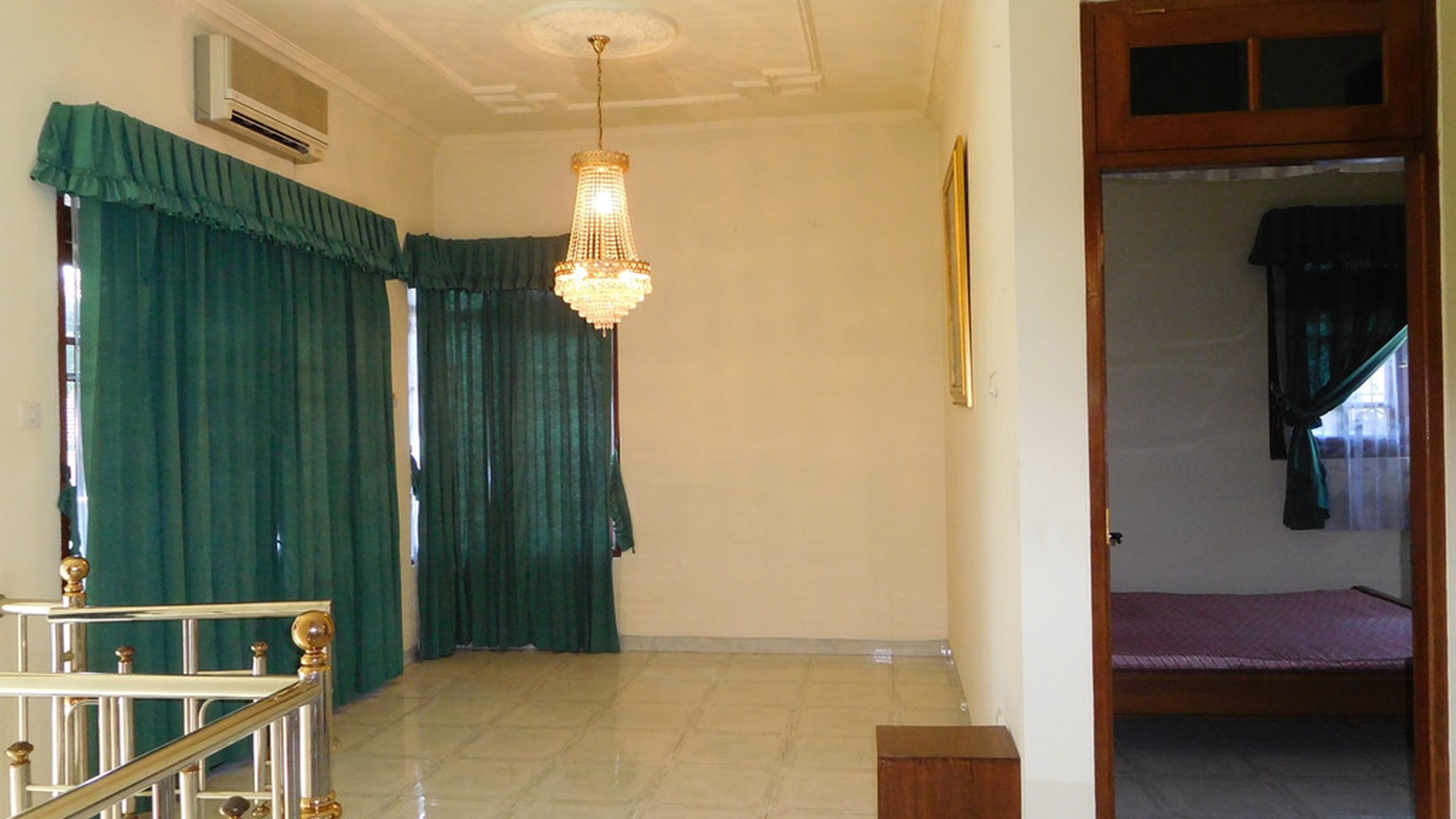 Dijual Rumah Elegant, Full Furnished, Perumahan Elite Strategis di Puri Gejayan Indah, Condongcatur, Sleman.