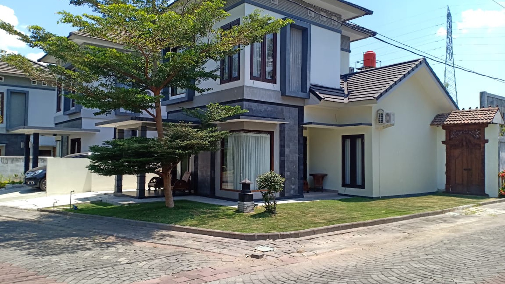 HUNIAN MODERN SEMI FURNISH, DI PERUM FASCO MANSION, NGAGLIK, SLEMAN