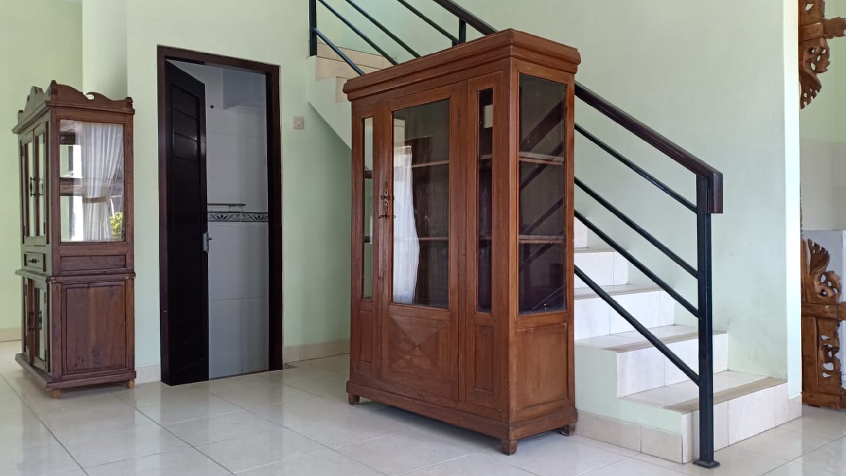 HUNIAN MODERN SEMI FURNISH, DI PERUM FASCO MANSION, NGAGLIK, SLEMAN