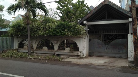 Rumah jalan pucang jajar siap huni