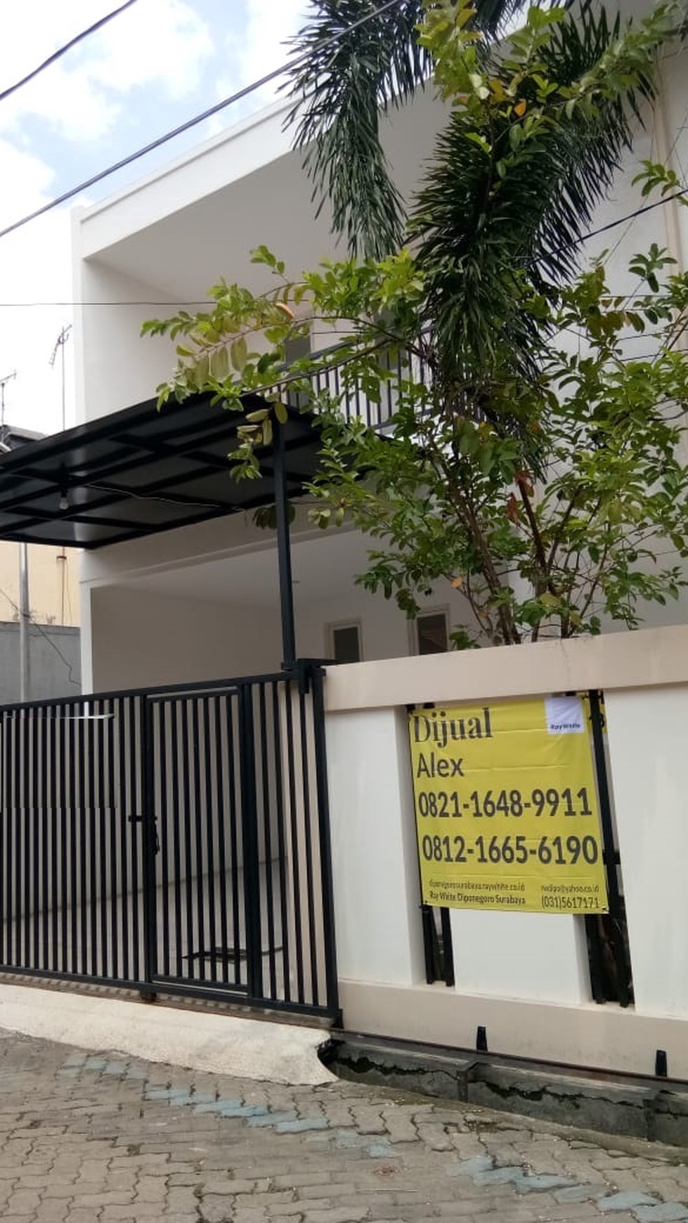 Rumah ngagel timur siap huni