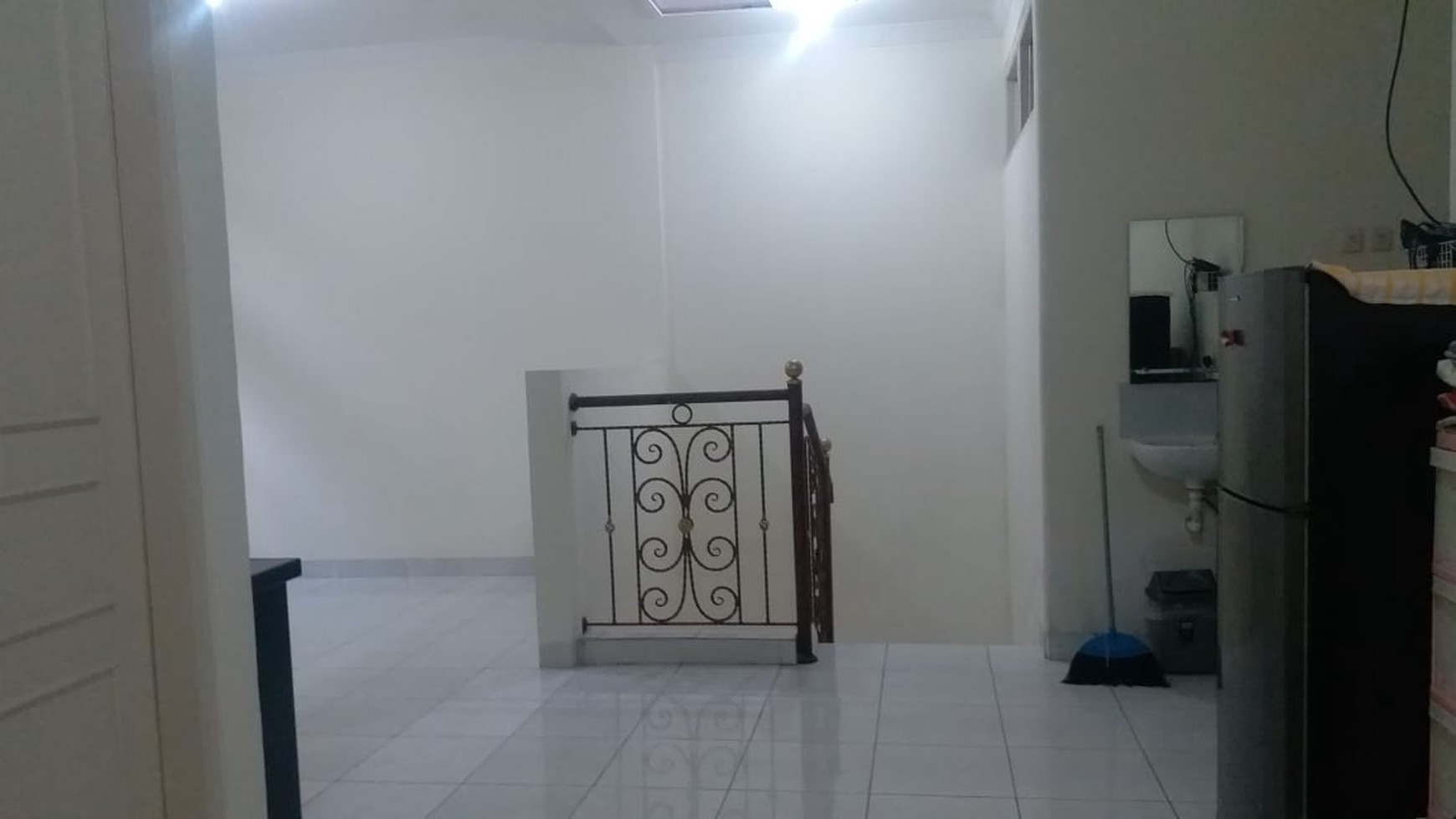 Dijual Rumah Di Gn. Davos Taman Bromo Lippo Karawaci Tangerang
