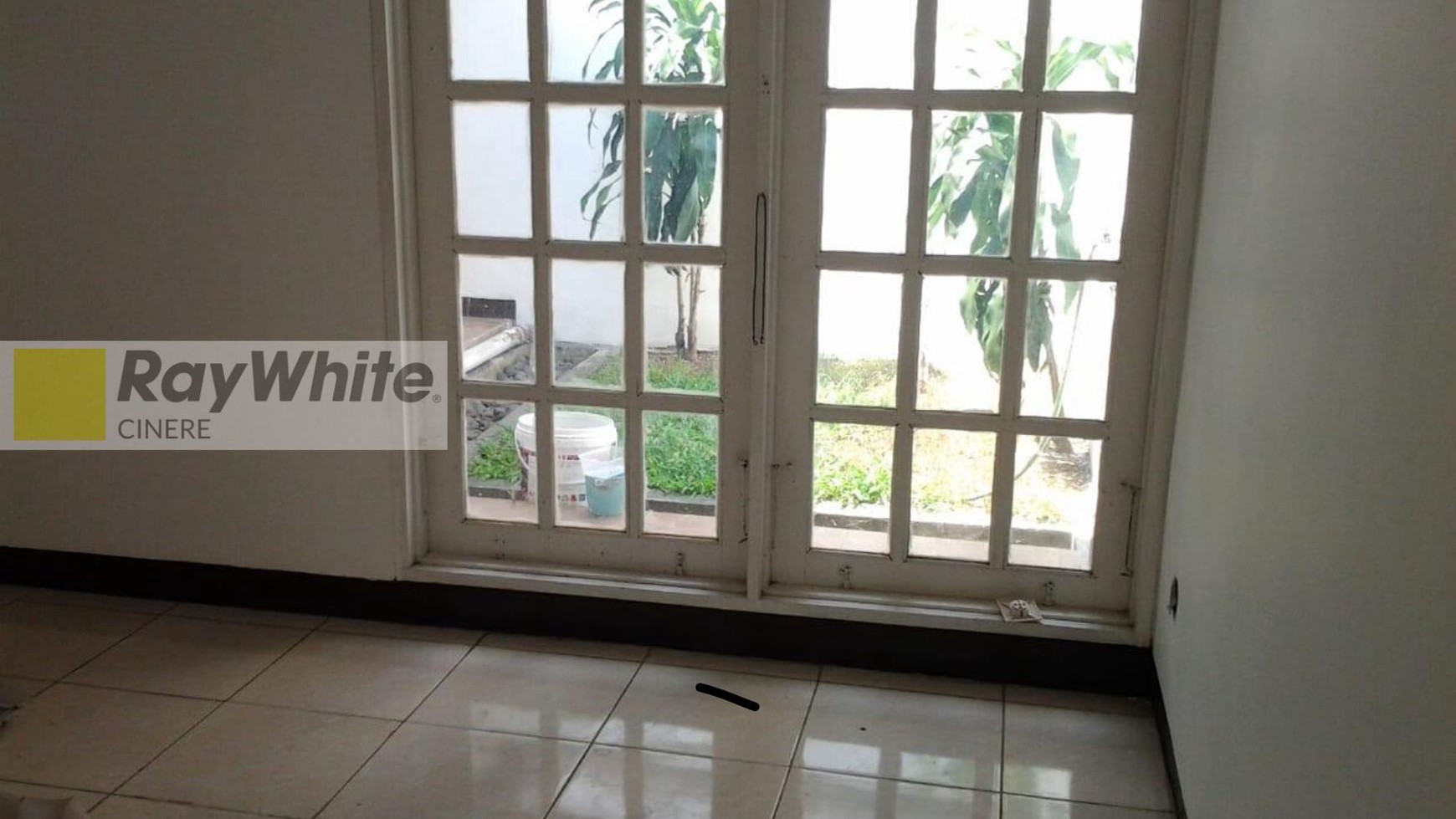 Rumah Menarik dan Asri Nyaman di Pondok Labu, Murah!