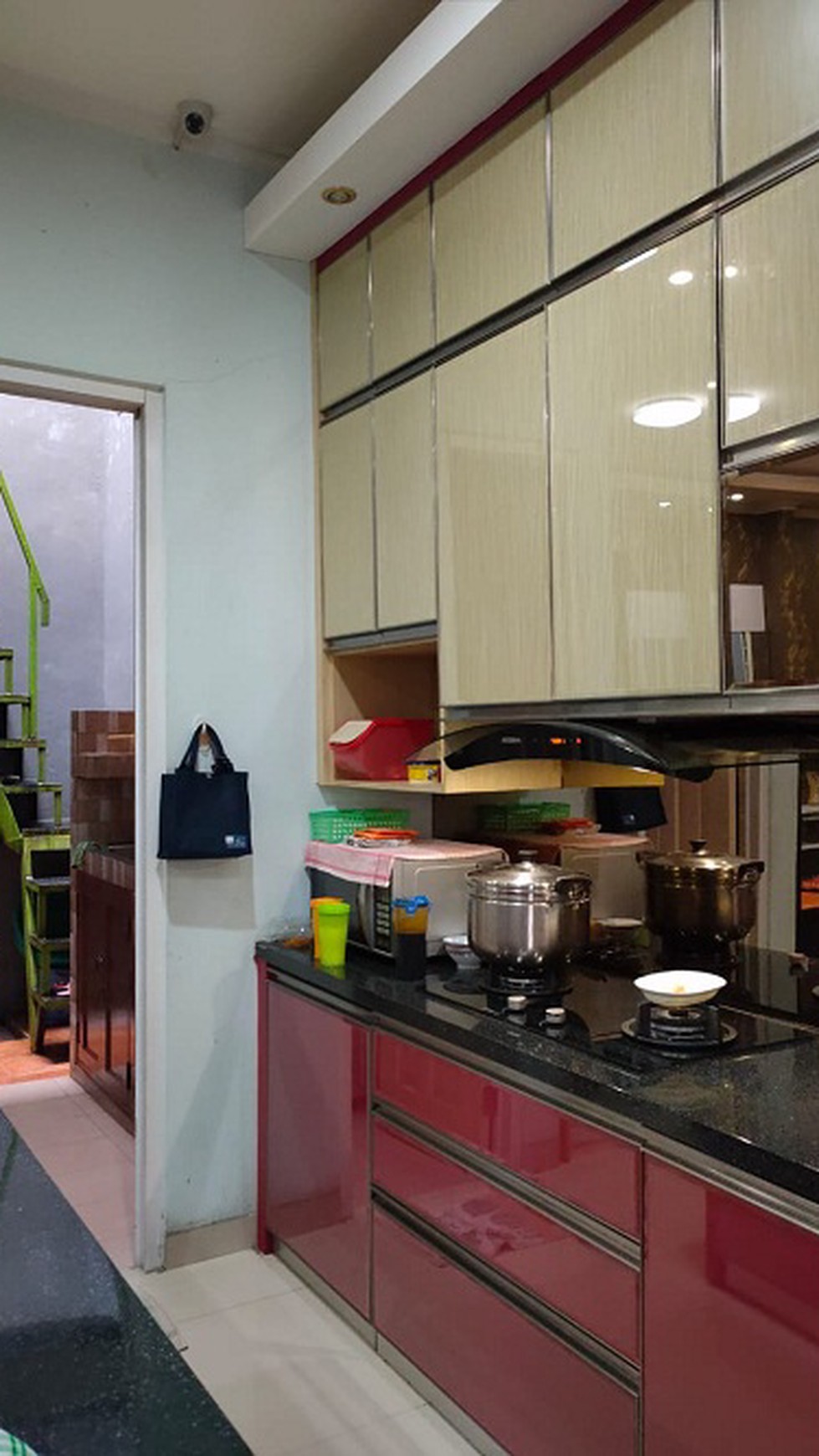 DiJual Rumah Bagus rapih di Alicante Gading serpong - Tangerang Selatan