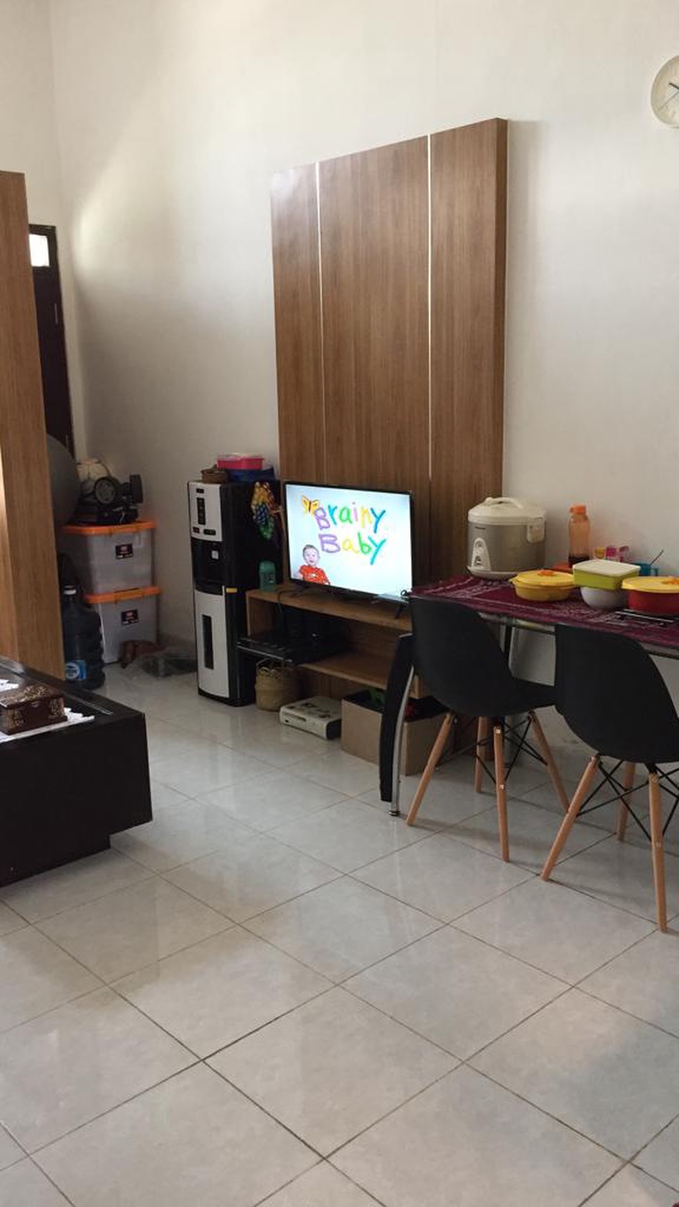 RUMAH CANTIK MINIMALIS DI DALAM PERUM VILLA HARMONY, BANGUNTAPAN