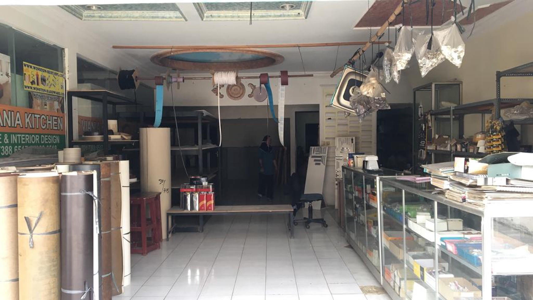 Ruko siap pakai, Lokasi  di Jalan Utama  Di Pesanggrahan DKI Jakarta Selatan