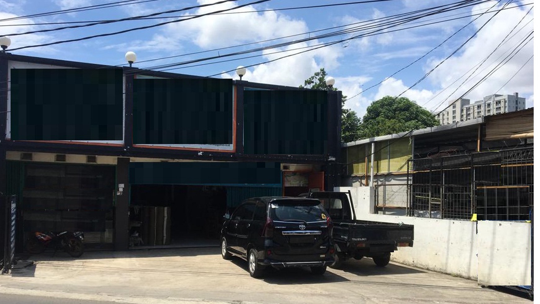 Ruko siap pakai, Lokasi  di Jalan Utama  Di Pesanggrahan DKI Jakarta Selatan