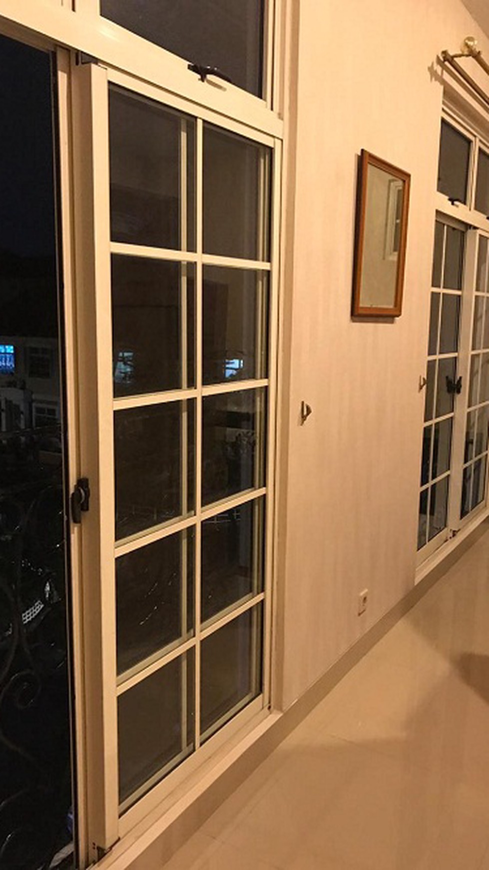 Dijual Townhouse di Taman Paris 1 - Lippo Karawaci Tangerang
