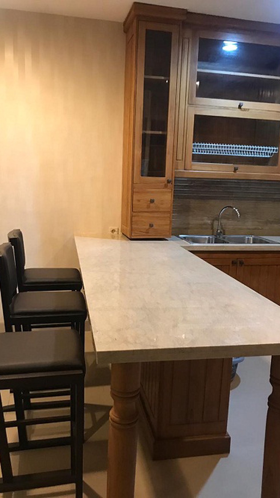 Dijual Townhouse di Taman Paris 1 - Lippo Karawaci Tangerang