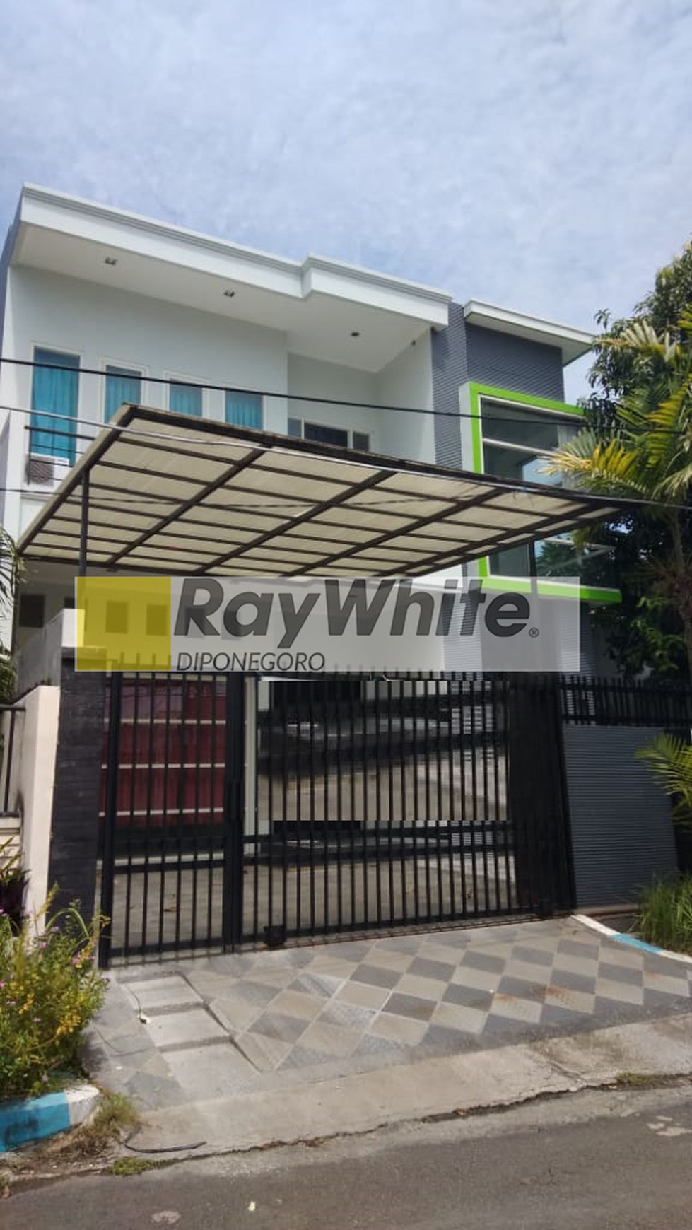 Rumah darmo permai timur 2 lantai furnish