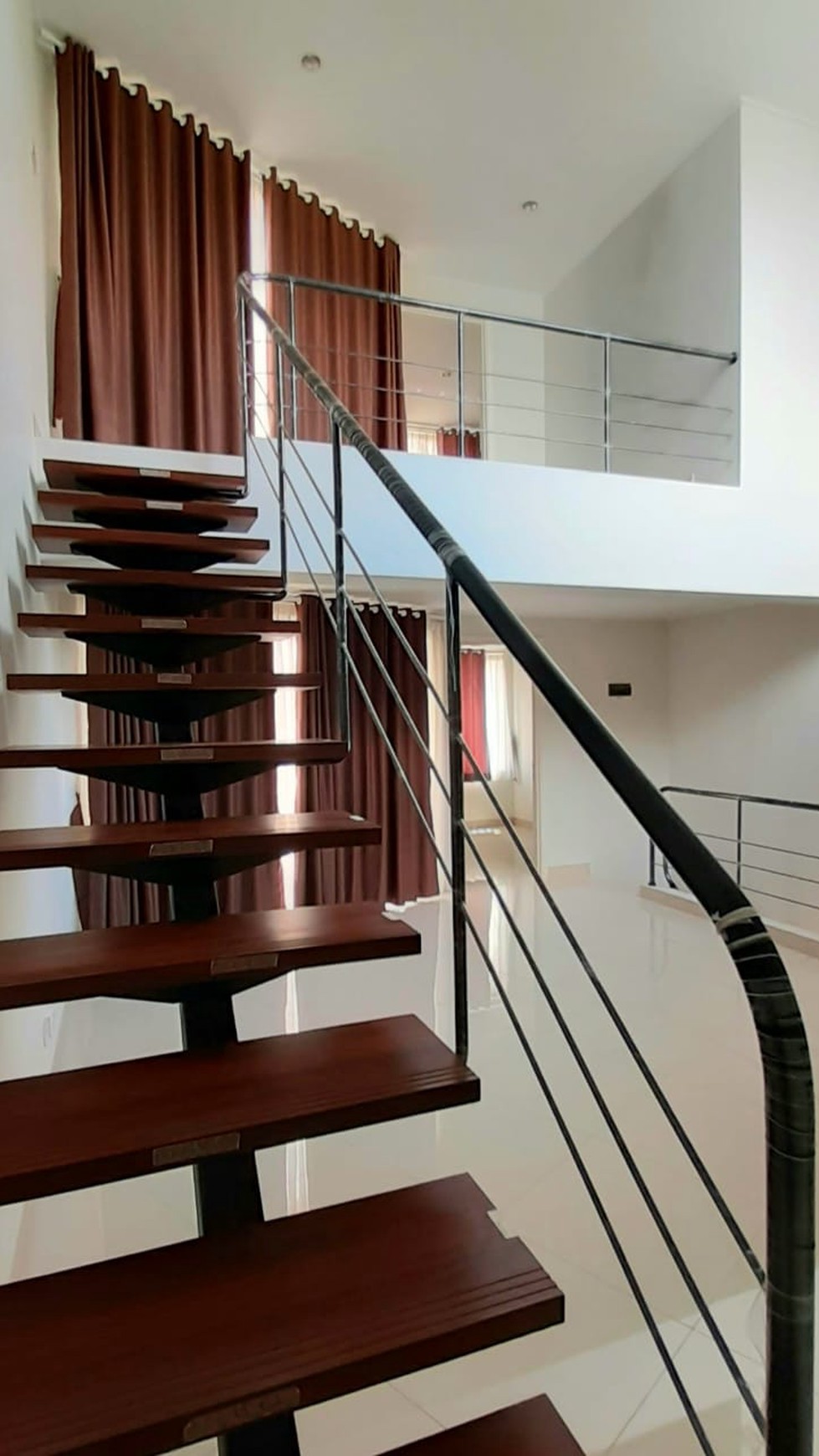 Disewa rumah di Discovery, Bintaro #DG