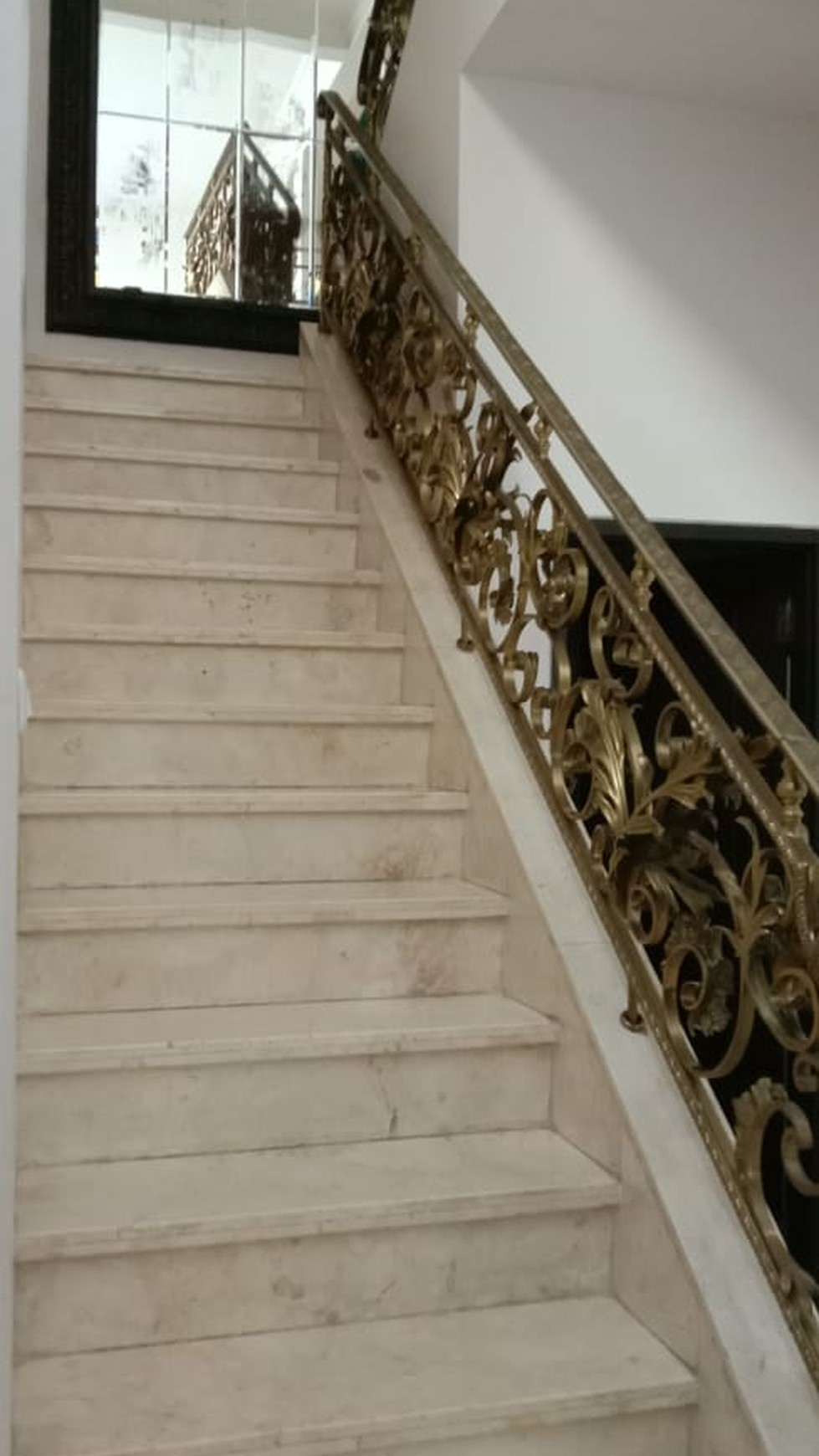 Rumah Siap Huni, Cluster Premium Bintaro, dan Hunian Asri @Menteng Residence, Bintaro