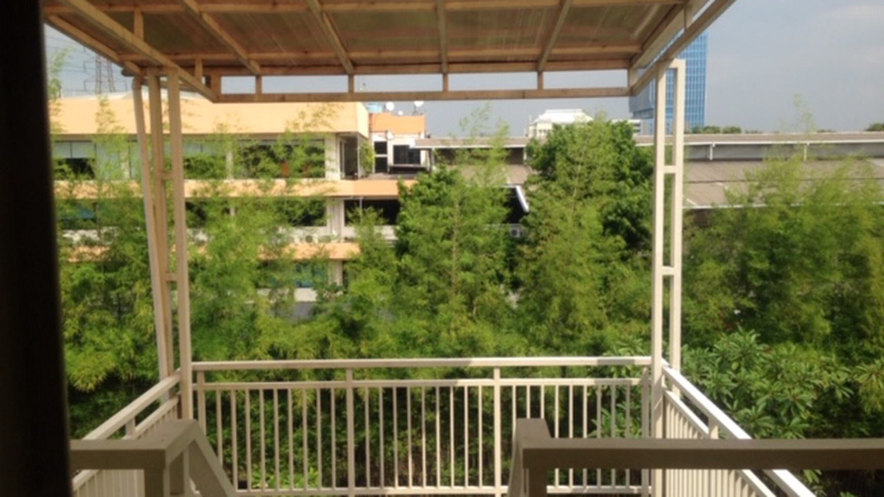 Rumah Gading Grande, Luas 8x20m2, Bagus, Rapi, Siap Huni