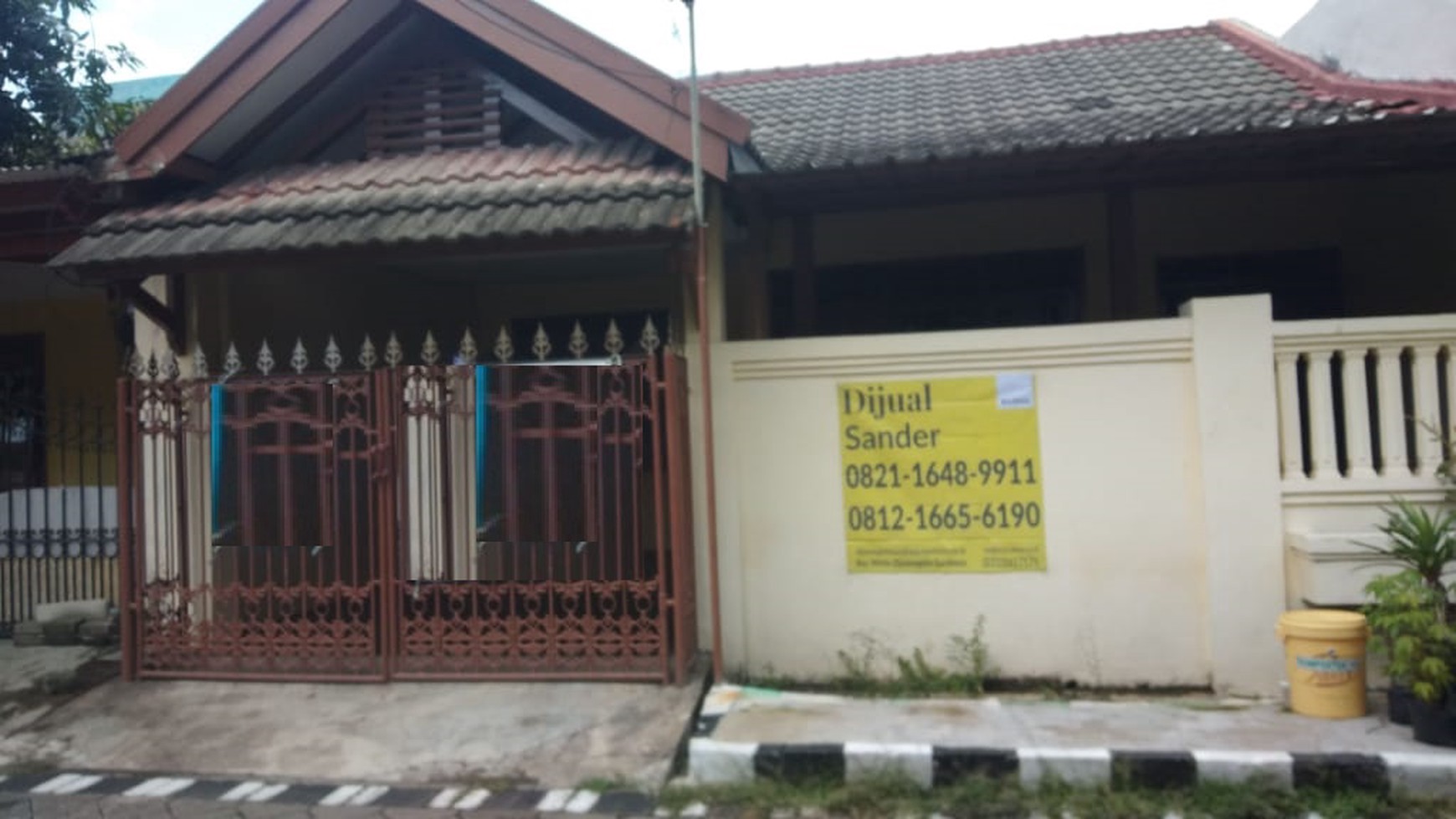 Rumah babatan pilang siap huni