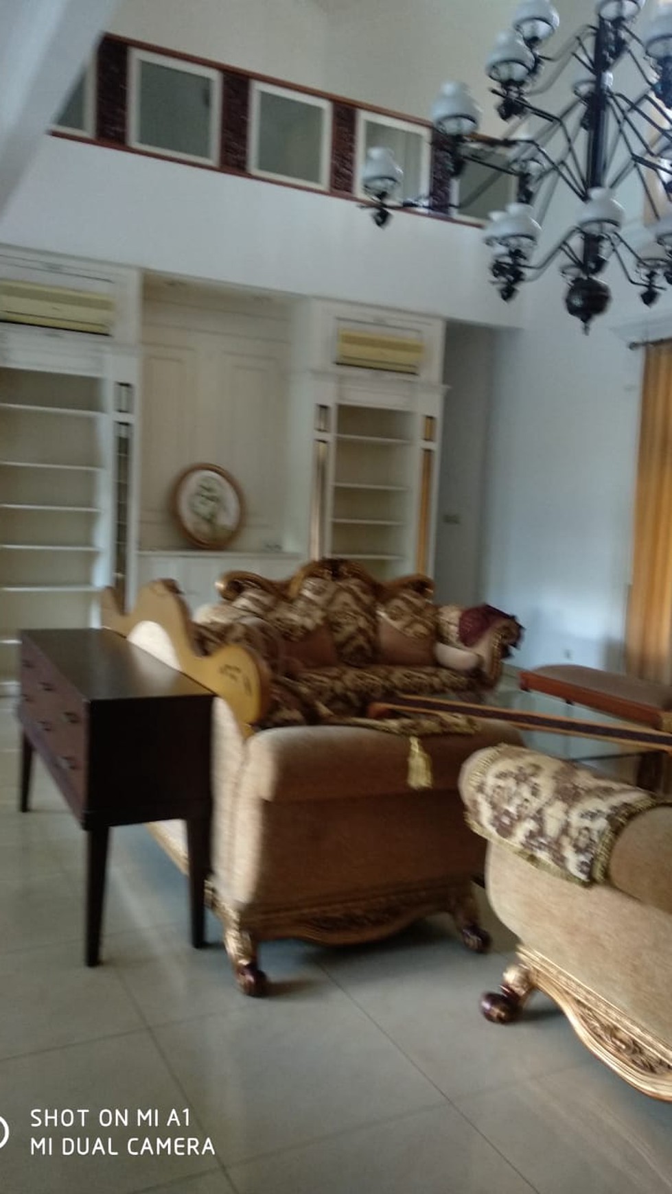 Disewakan rumah nyaman dan asri di pondok indah