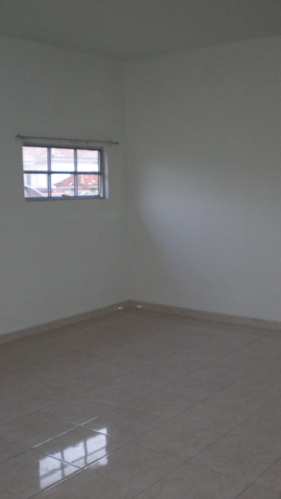 Disewa Rumah Di JL. Batu Jimbar - Lippo karawaci tangerang