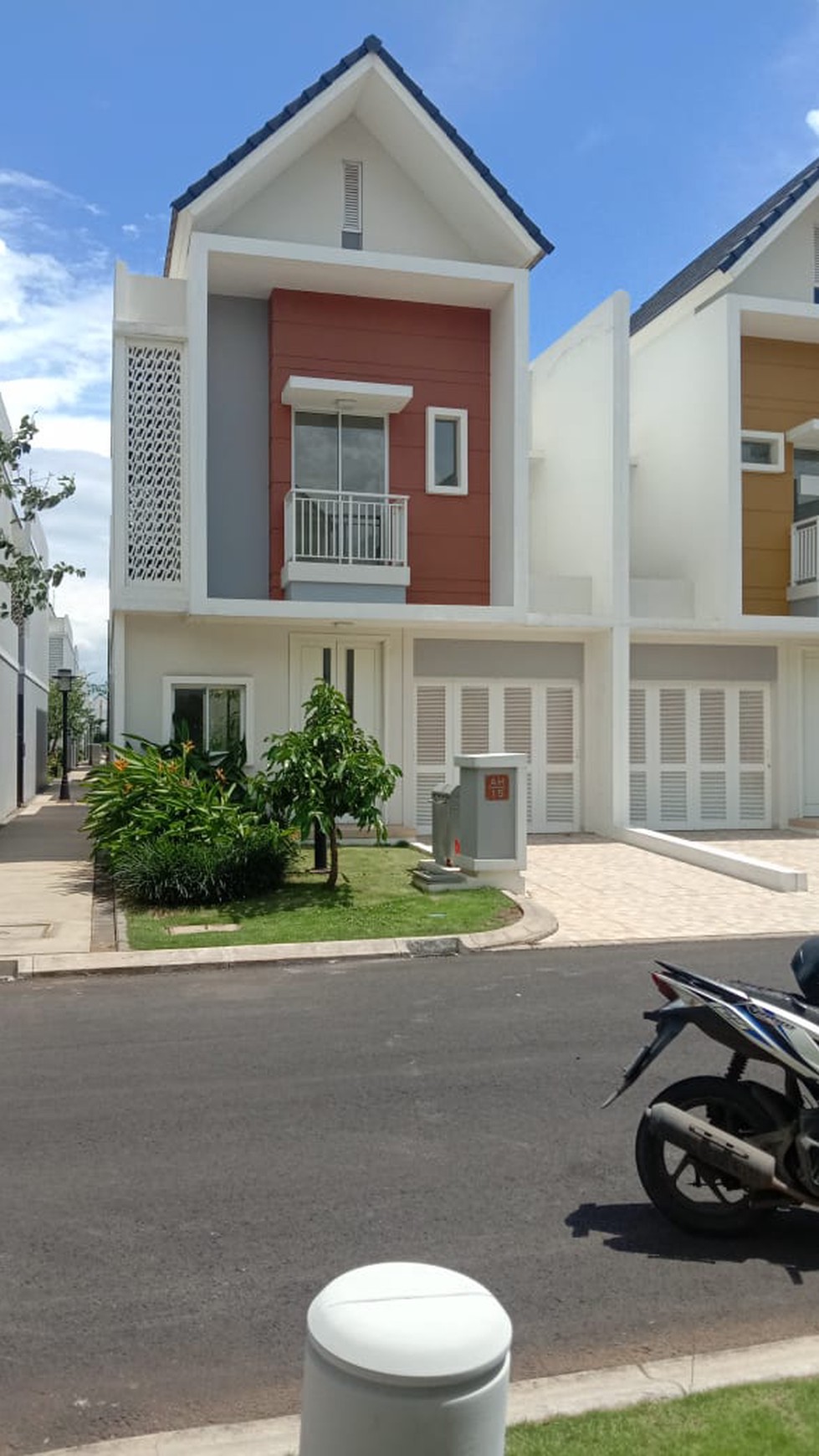 RUMAH BARU DI SUMMARECON BANDUNG. GEDEBAGE