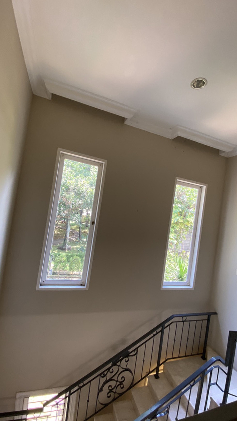 Rumah Cantik dalam Cluster Senayan Bintaro Jaya