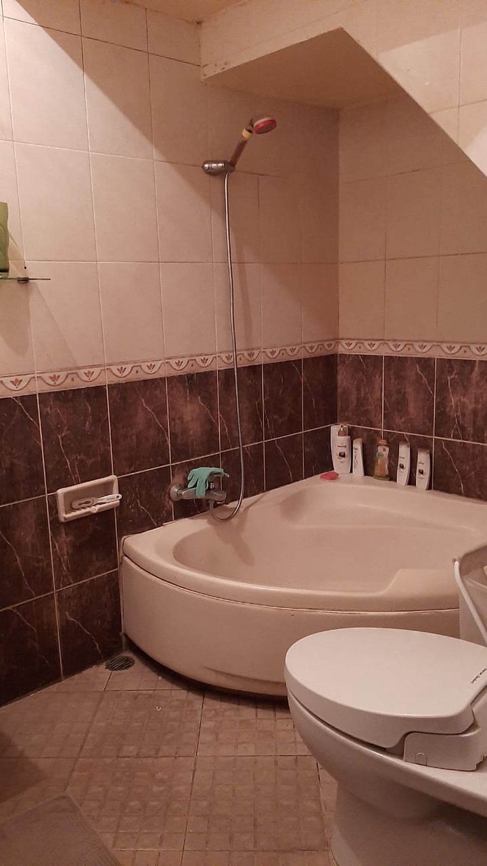 Rumah Siap Huni, Lokasi Strategis, dan Hunian Nyaman @Kasturi, BIntaro