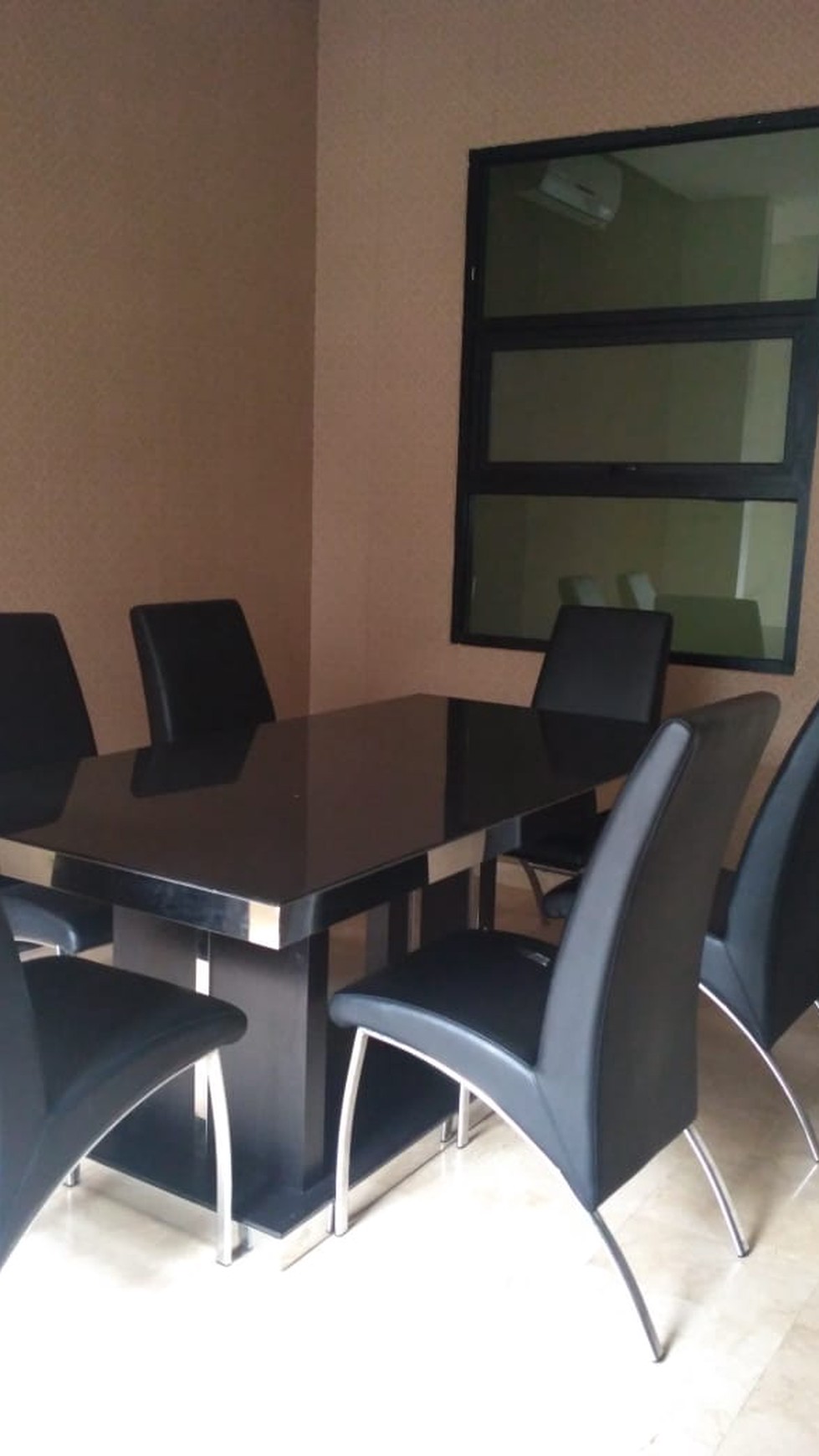 Disewakan rumah nyaman dalam cluster dicipete