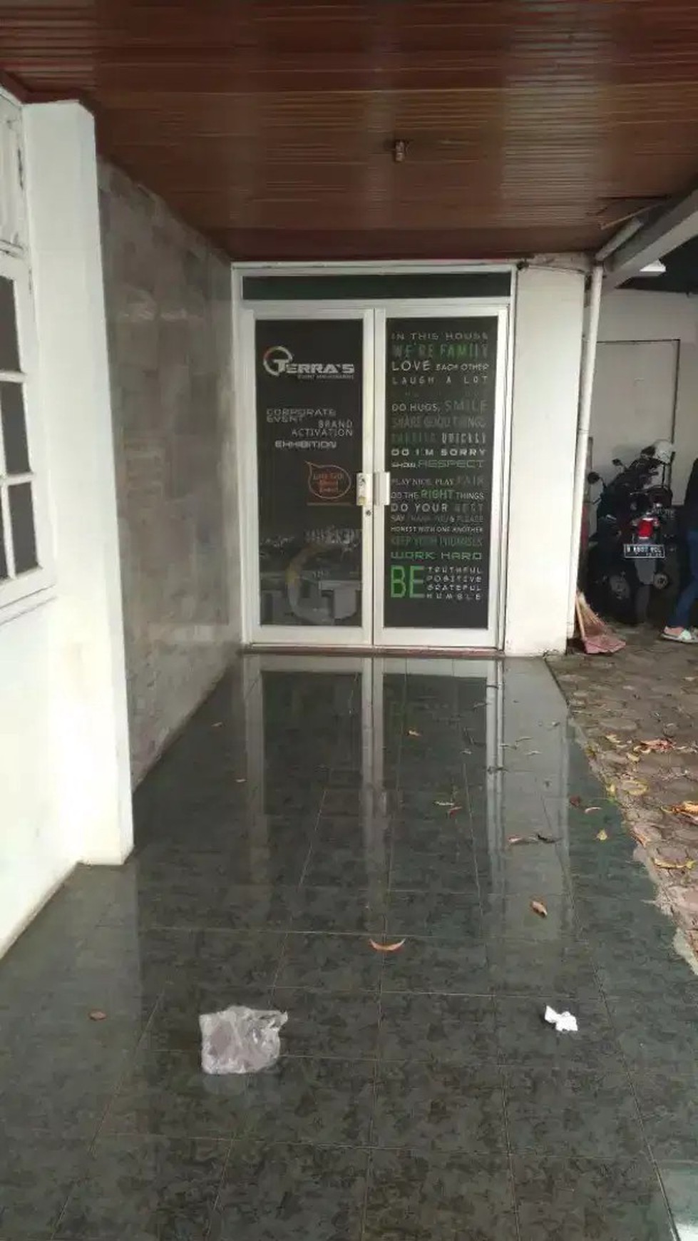 Rumah Hitung Tanah Di Cinere
