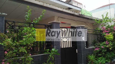 Rumah jalan Nanas, Tambaksari Surabaya