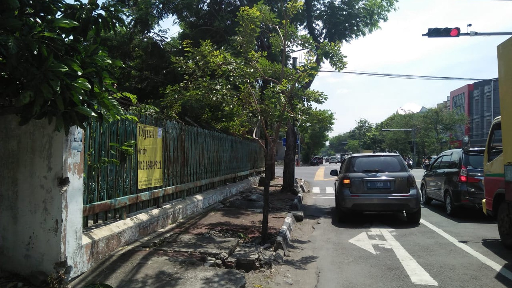 Rumah jalan agung suprapto