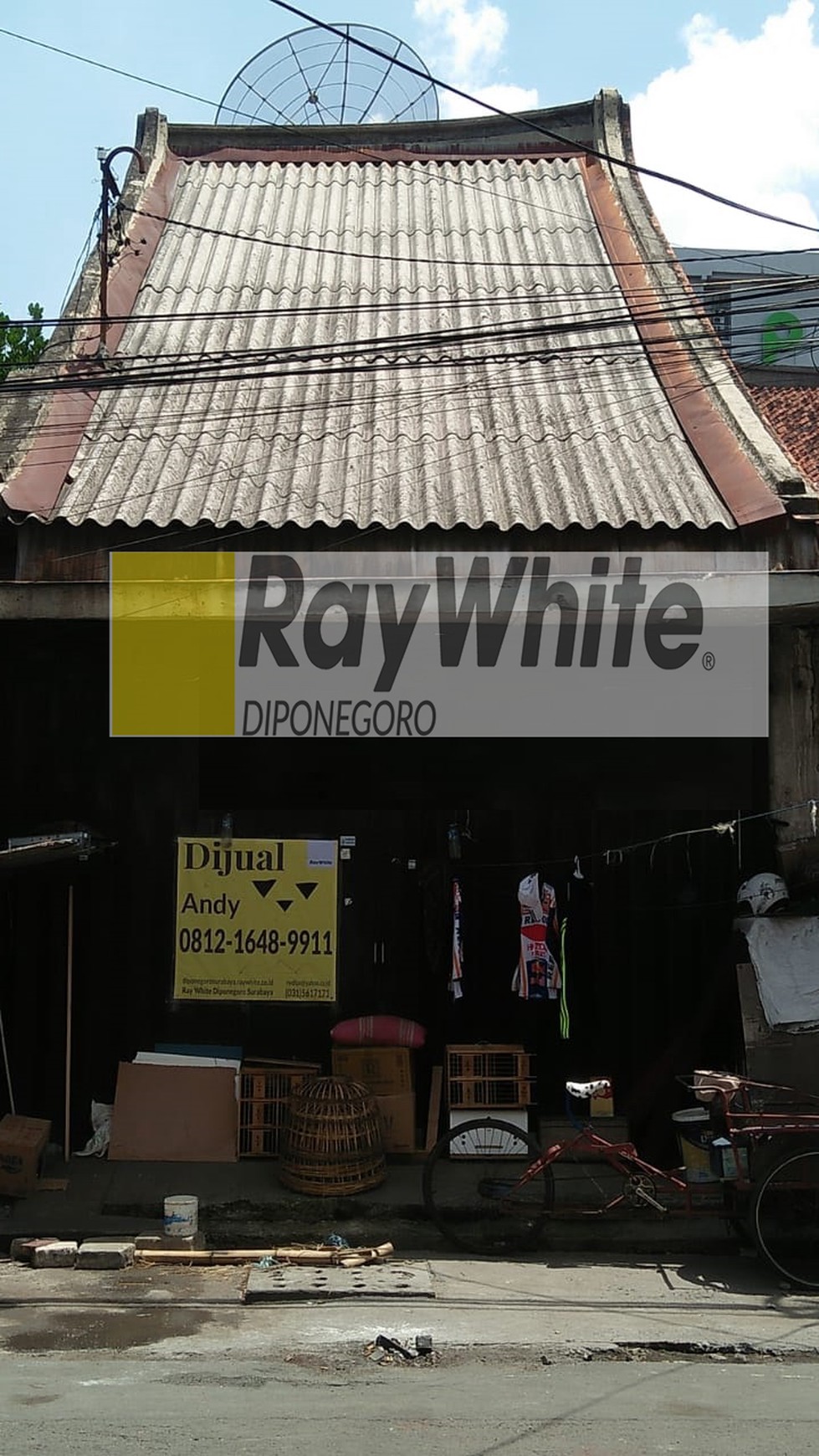 Rumah jalan Bongkaran Surabaya