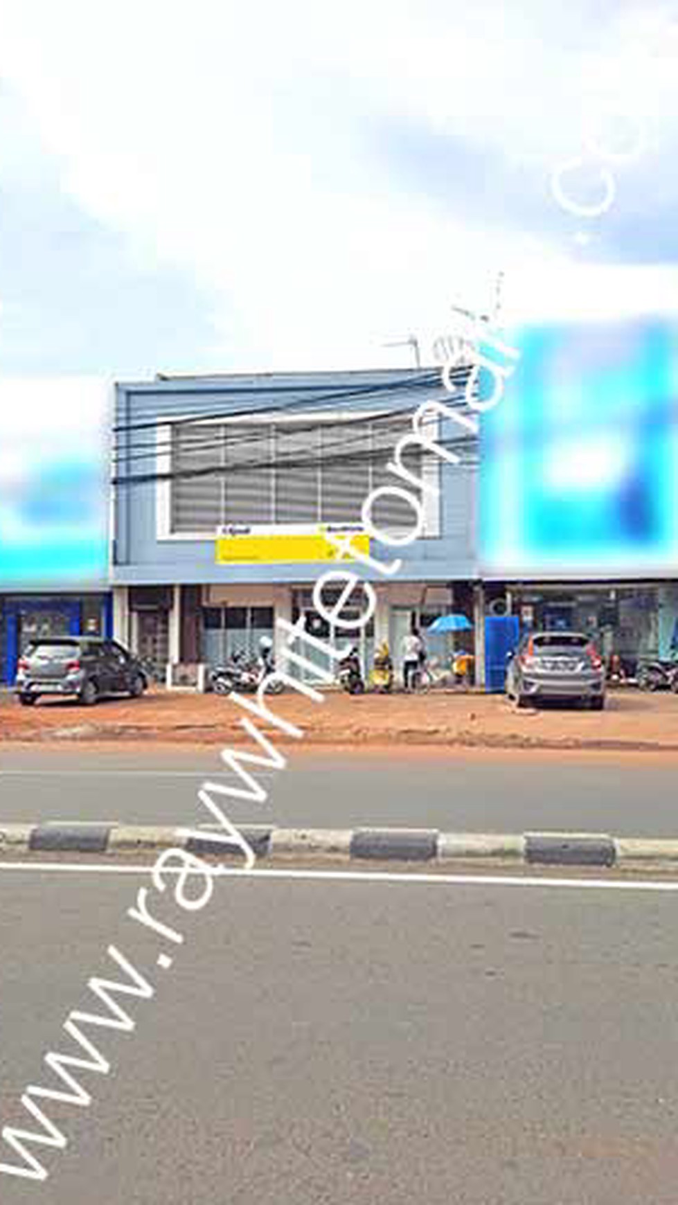 Semi Gedung