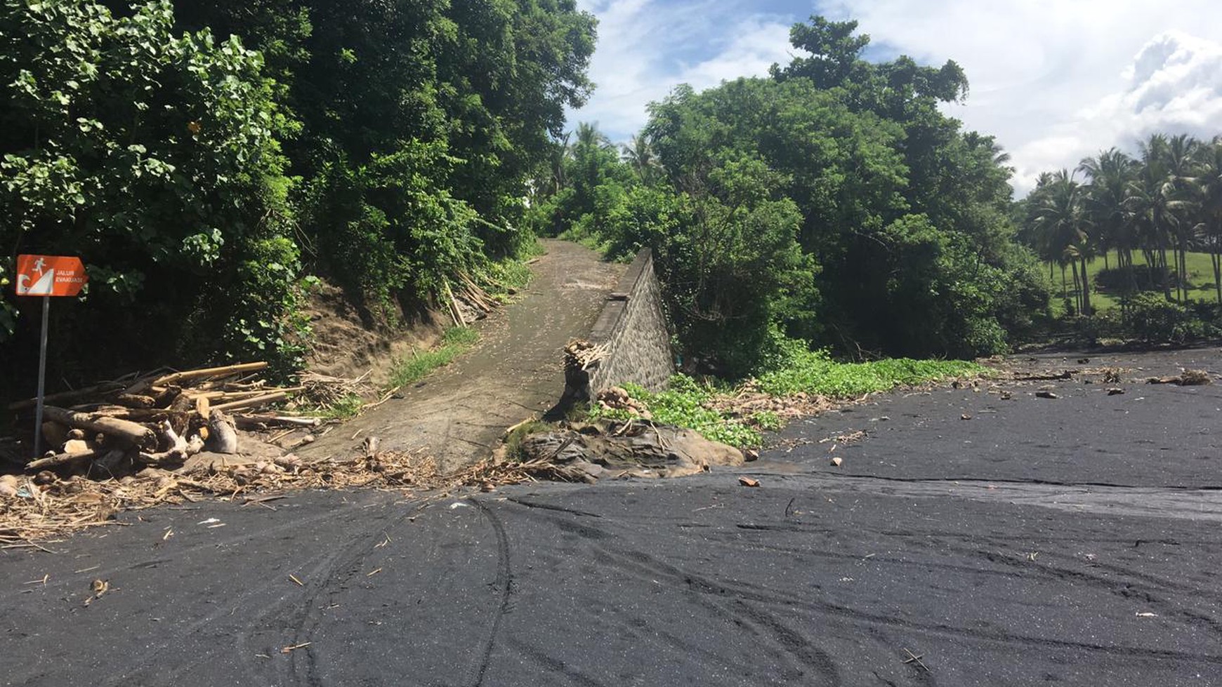 Freehold land 1000 sqm in Antap Tabanan at tidal lagoon