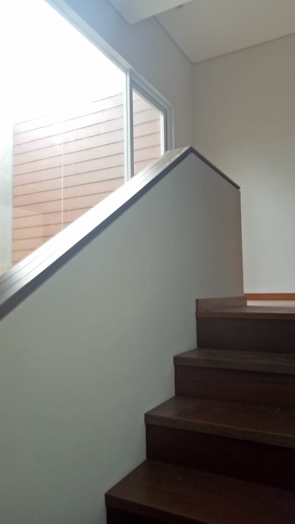 Hunian Nan Cantik di Cluster exclusive di Puri Bintaro Sektor 9