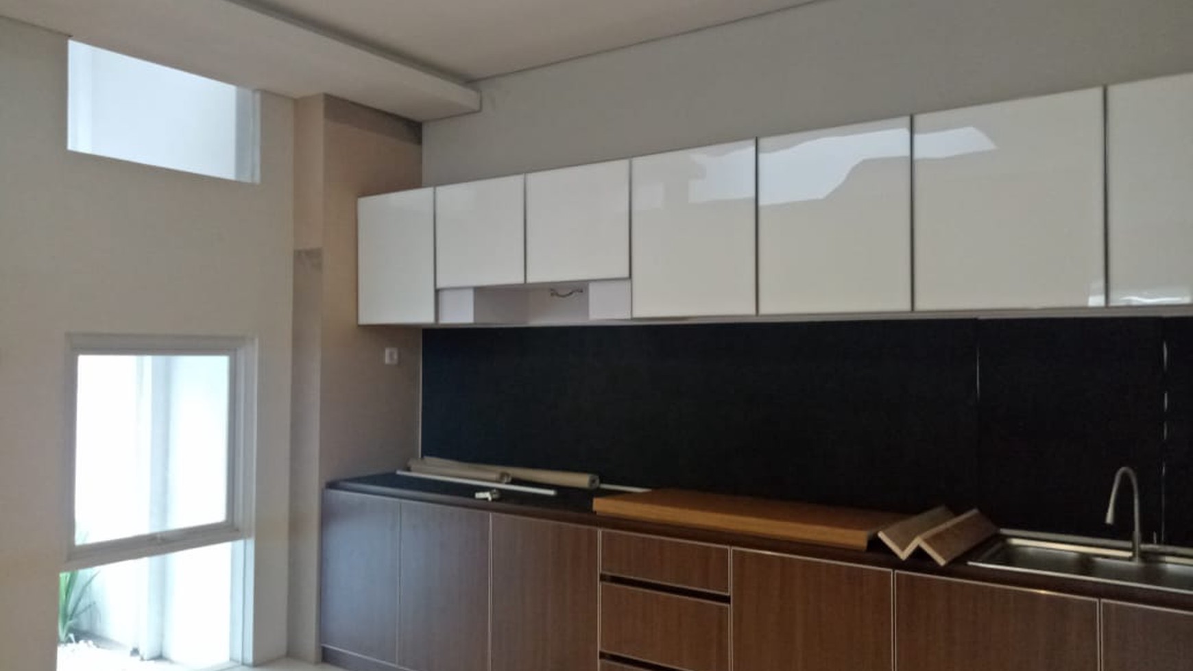 Hunian Nan Cantik di Cluster exclusive di Puri Bintaro Sektor 9
