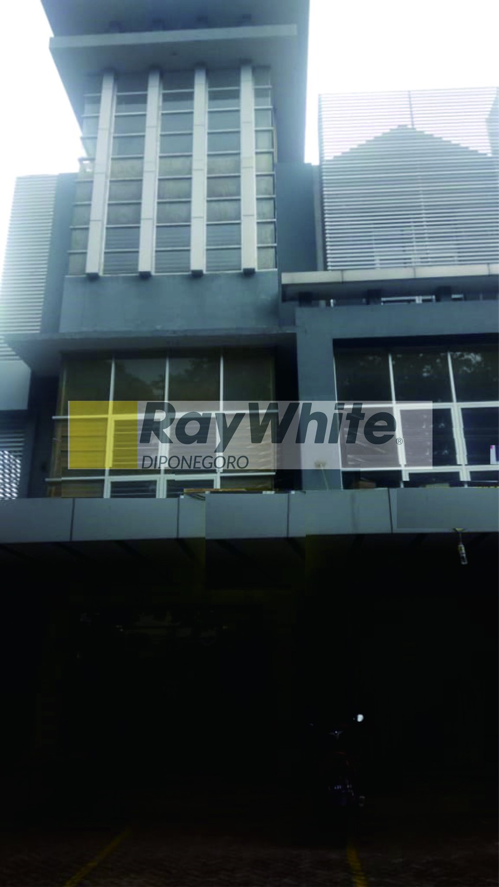 Ruko Darmo satelit 3 lantai