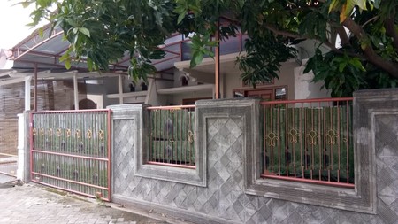 Rumah jalan ploso timur