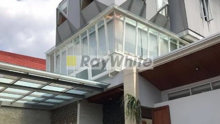 Dijual Rumah Design Kontemporer