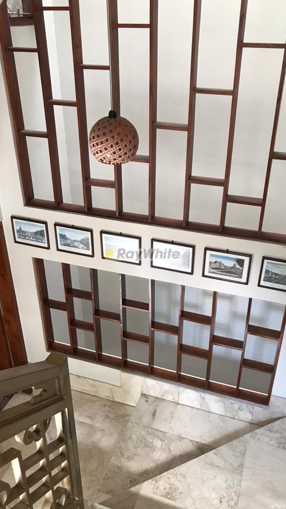 Dijual Rumah Design Kontemporer