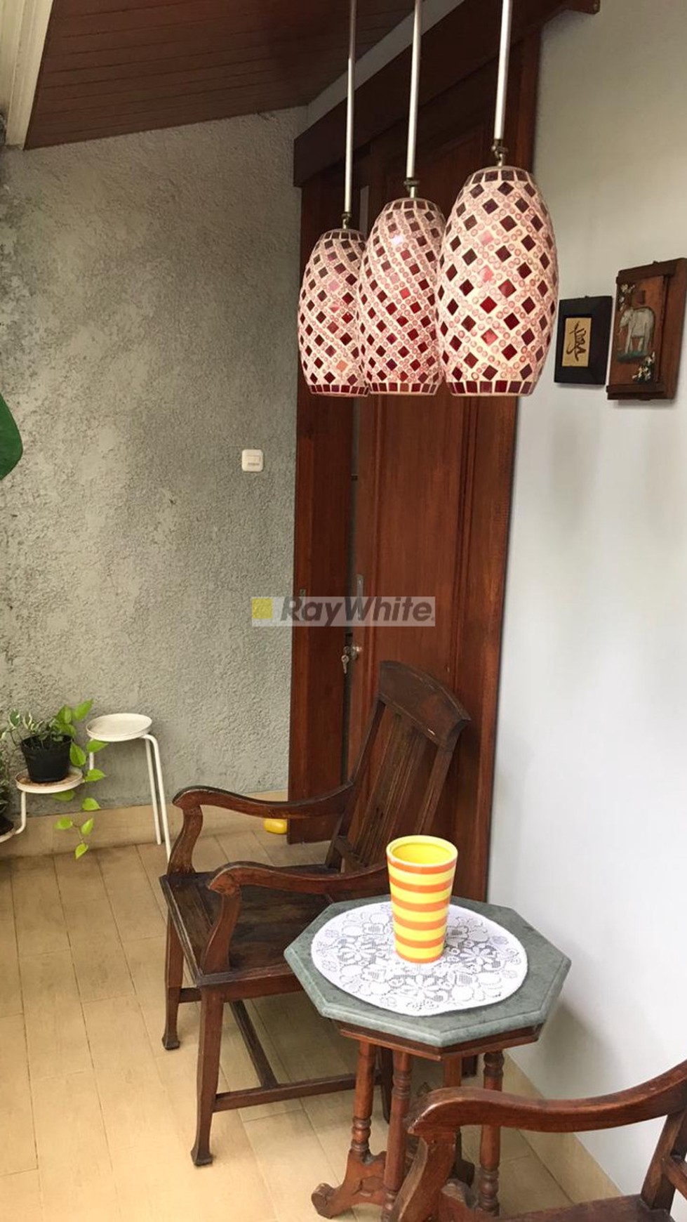 Dijual Rumah Design Kontemporer