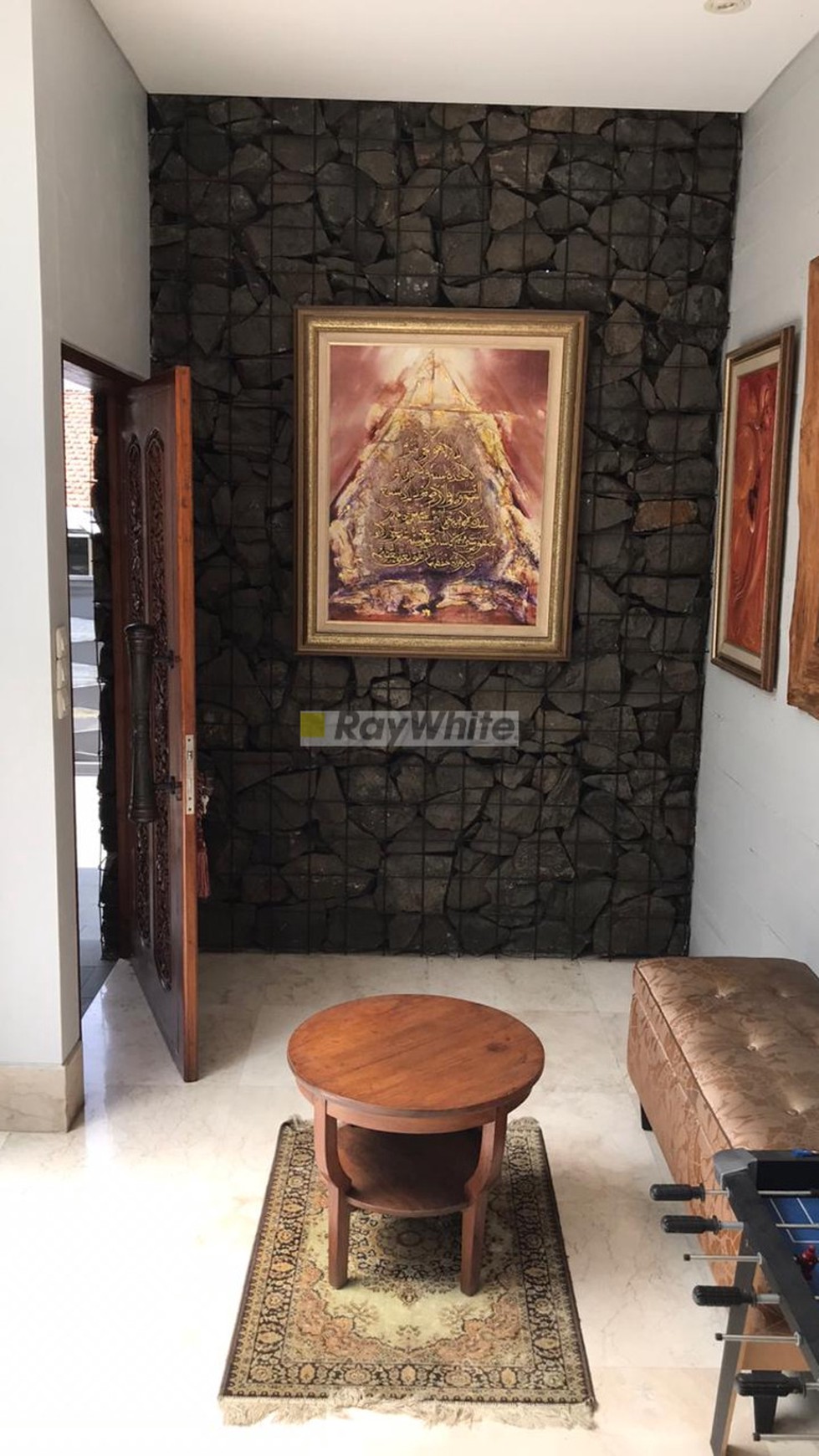 Dijual Rumah Design Kontemporer
