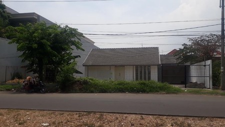 Rumah jalan Dharmahusada regency