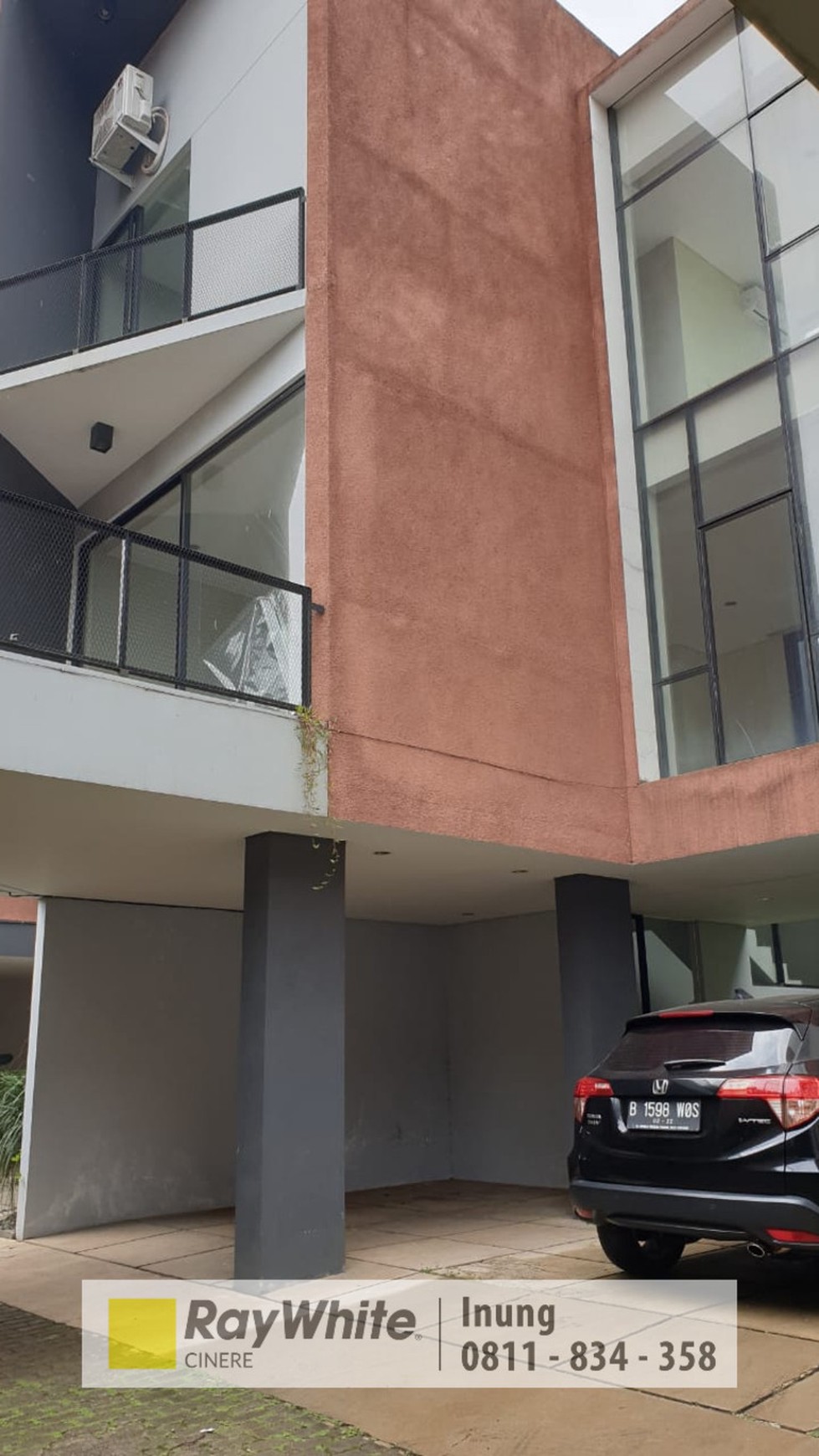 Rumah Mewah Cantik Kawasan  Elit Lebak Bulus