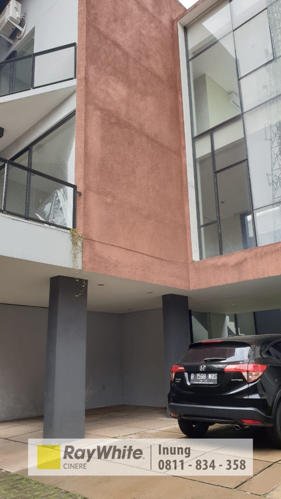 Rumah Mewah Cantik Kawasan  Elit Lebak Bulus