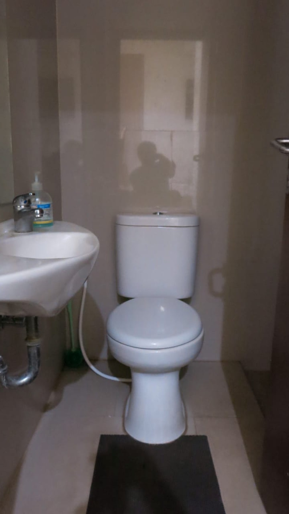 Rumah Rasa Villa Eksklusif di Cinere