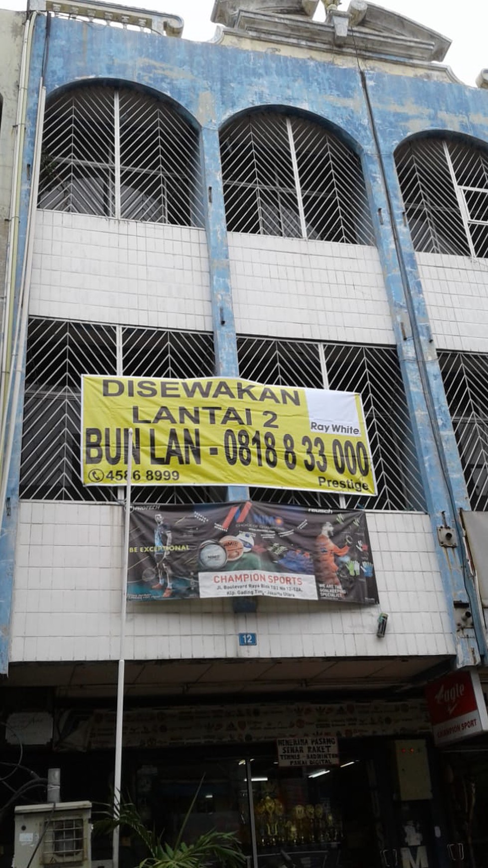 Ruko disewakan hanya lantai 2. cocok unt kantor notaris