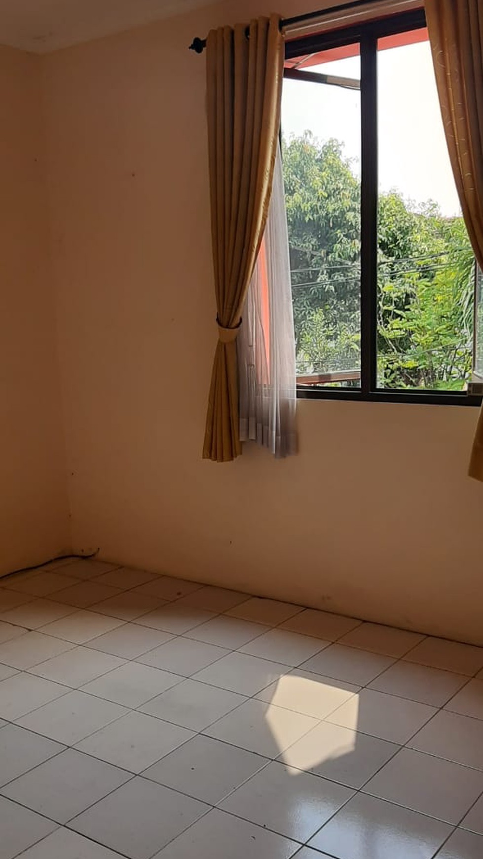 Rumah Siap Huni, Hunian Nyaman, dan Asri @Mandar, Bintaro