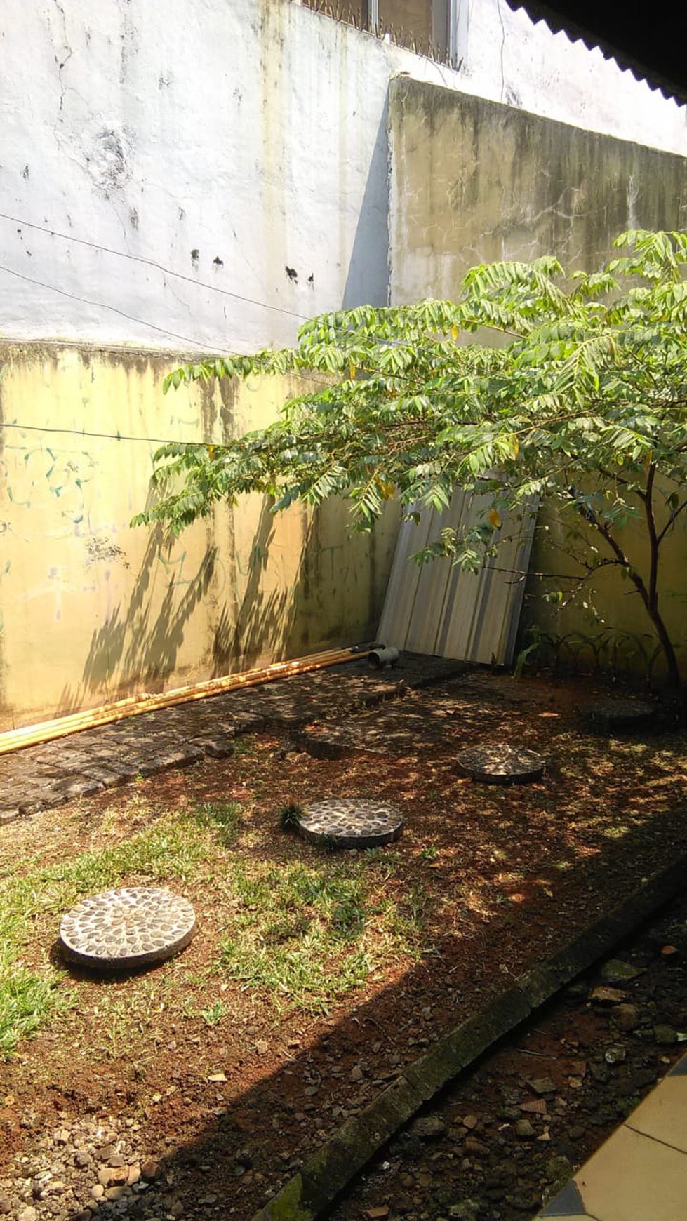 RUMAH BAGUS DEKAT BINTARO PLAZA & STASIUN KA PONDOK RANJI DI AREA BINTARO JAYA SEKTOR 3A