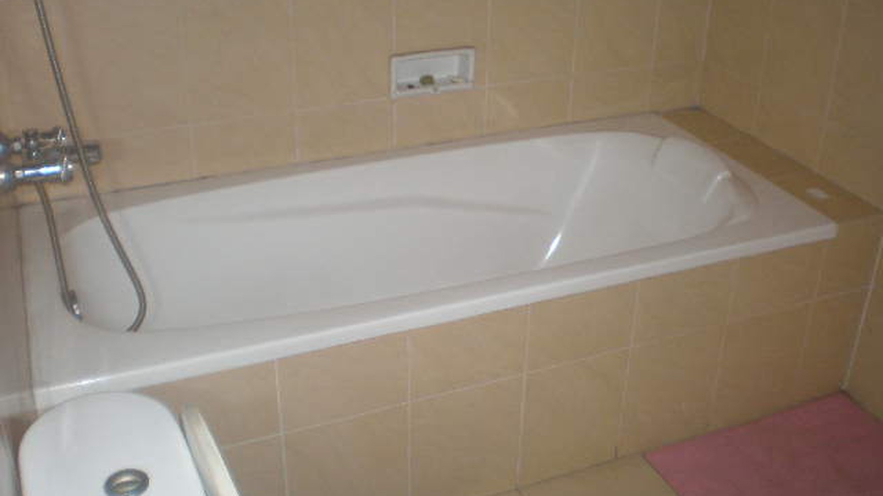 Rumah siap huni di Delatinos