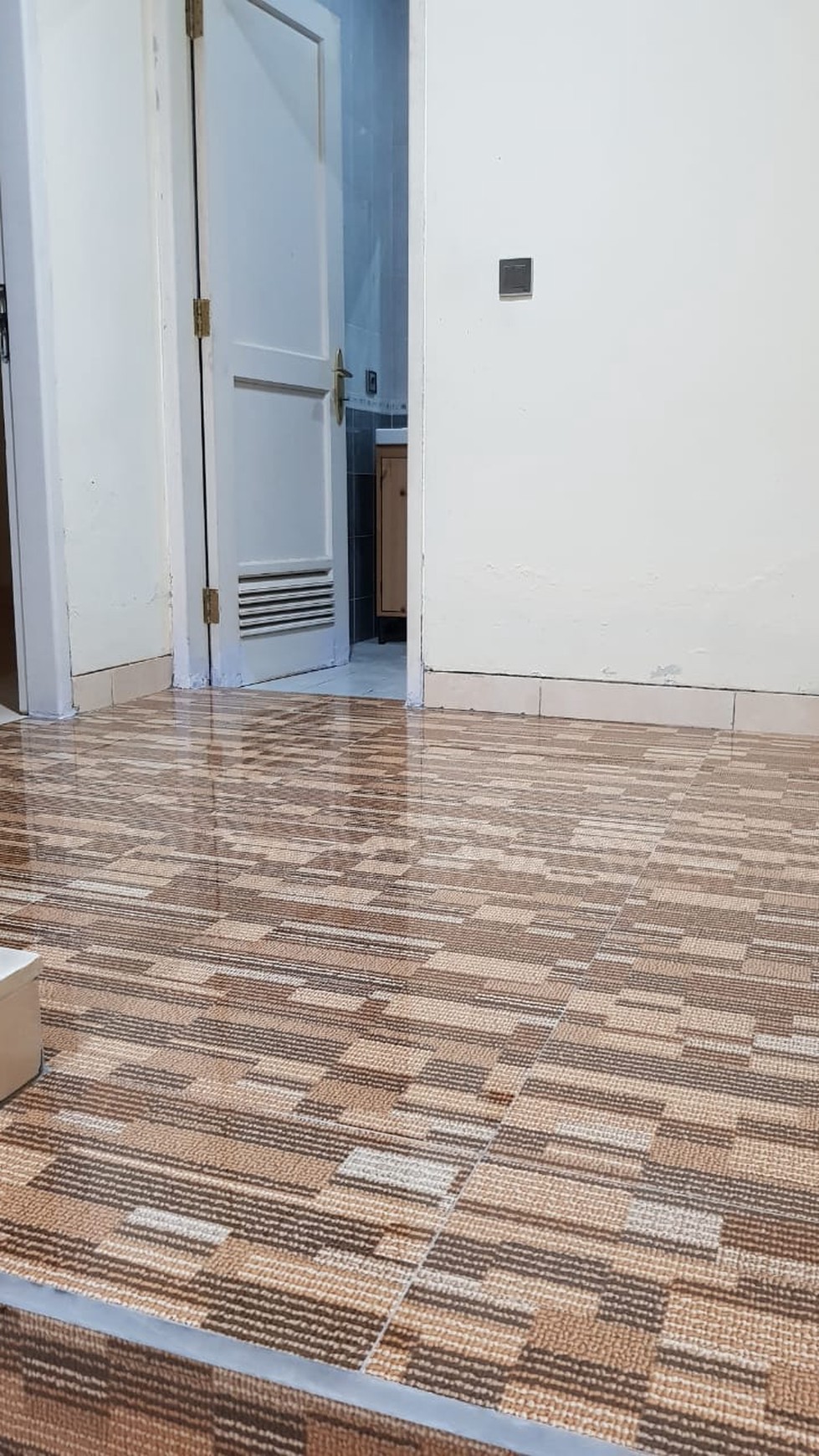 Rumah siap huni di Delatinos