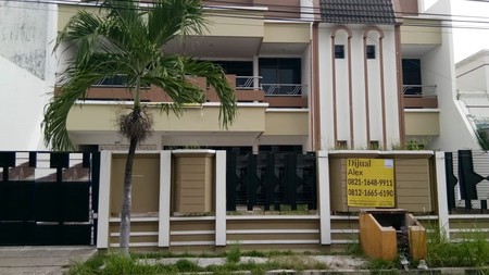 Rumah Dharmahusada indah barat siap huni